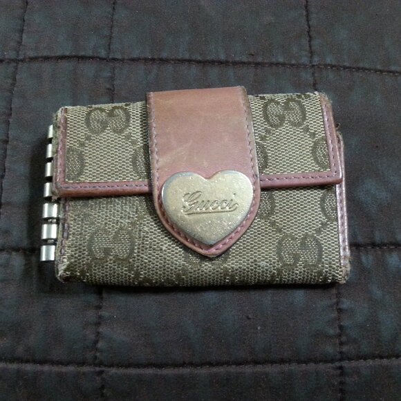 Vintage Gucci Key Holder Gold Heart Monogram Canvas Denim Tan Pink Snap - Picture 1 of 15